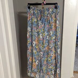 2 For $5 Item: No Boundaries Floral Skirt